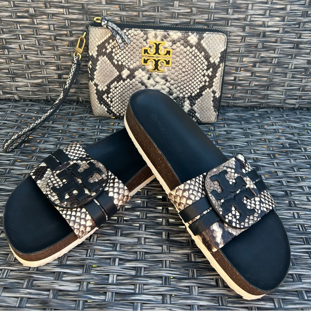 Tory Burch Britten Large zip pouch and
Leigh Anatomic Slide Sandals 7.5